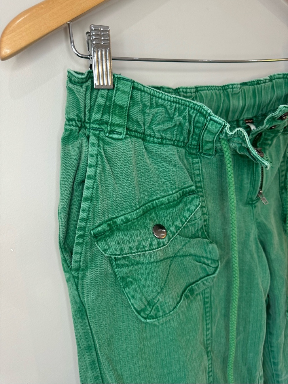 Free People Tahiti Green low Rise Wide Leg Cargo Pocket Pants Size XS - Picture 6 of 14